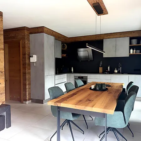 Mountain Leogang-premium Apartment, Balkon, Bergblick, Kamin, Sauna Διαμέρισμα